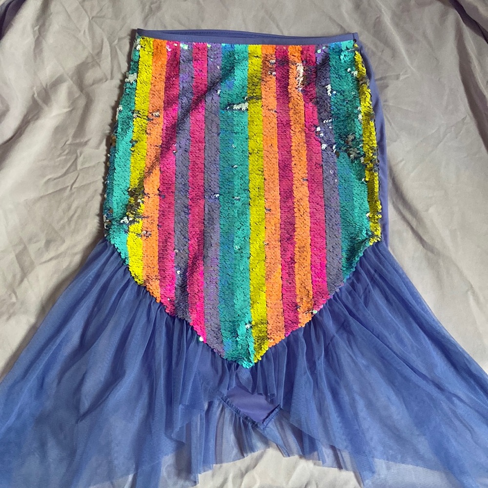 Mermaid skirt size large 10/12